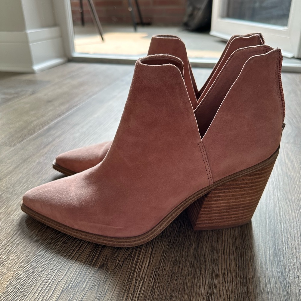 Leather rose color booties, Brand new Vince Camuto booties